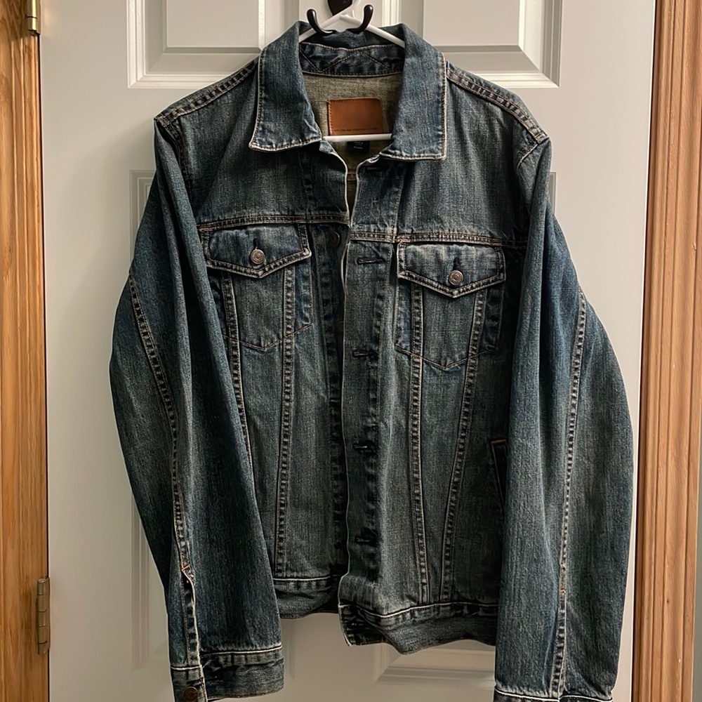 Gap size medium jean jacket